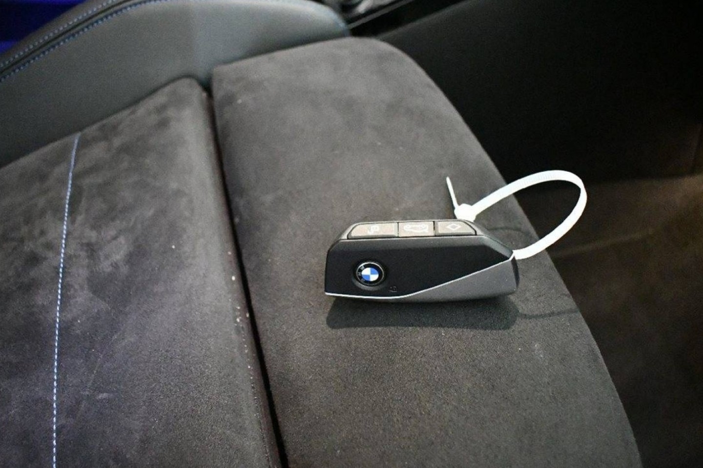 Image véhicule  BMW X1 U11 (16)