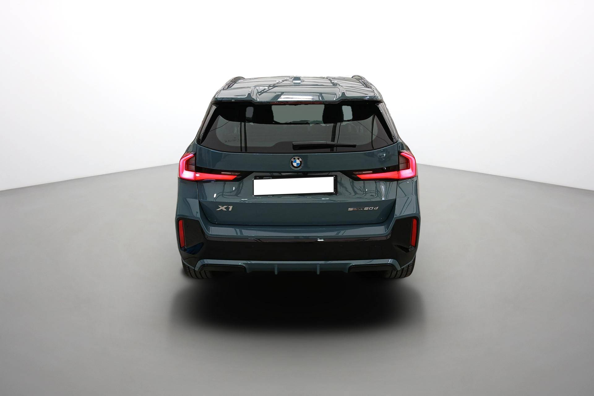 Image véhicule  BMW X1 U11 (9)