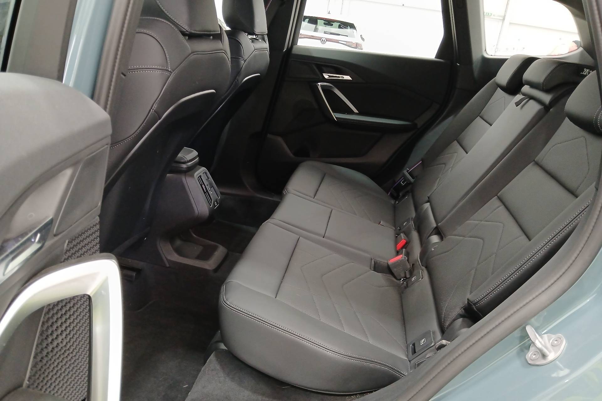 Image véhicule  BMW X1 U11 (12)