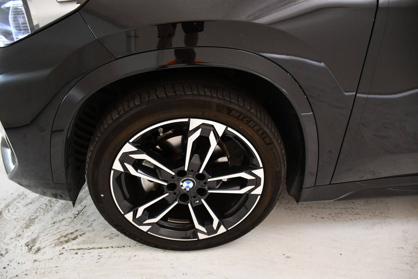 Image véhicule  BMW X1 U11 (14)