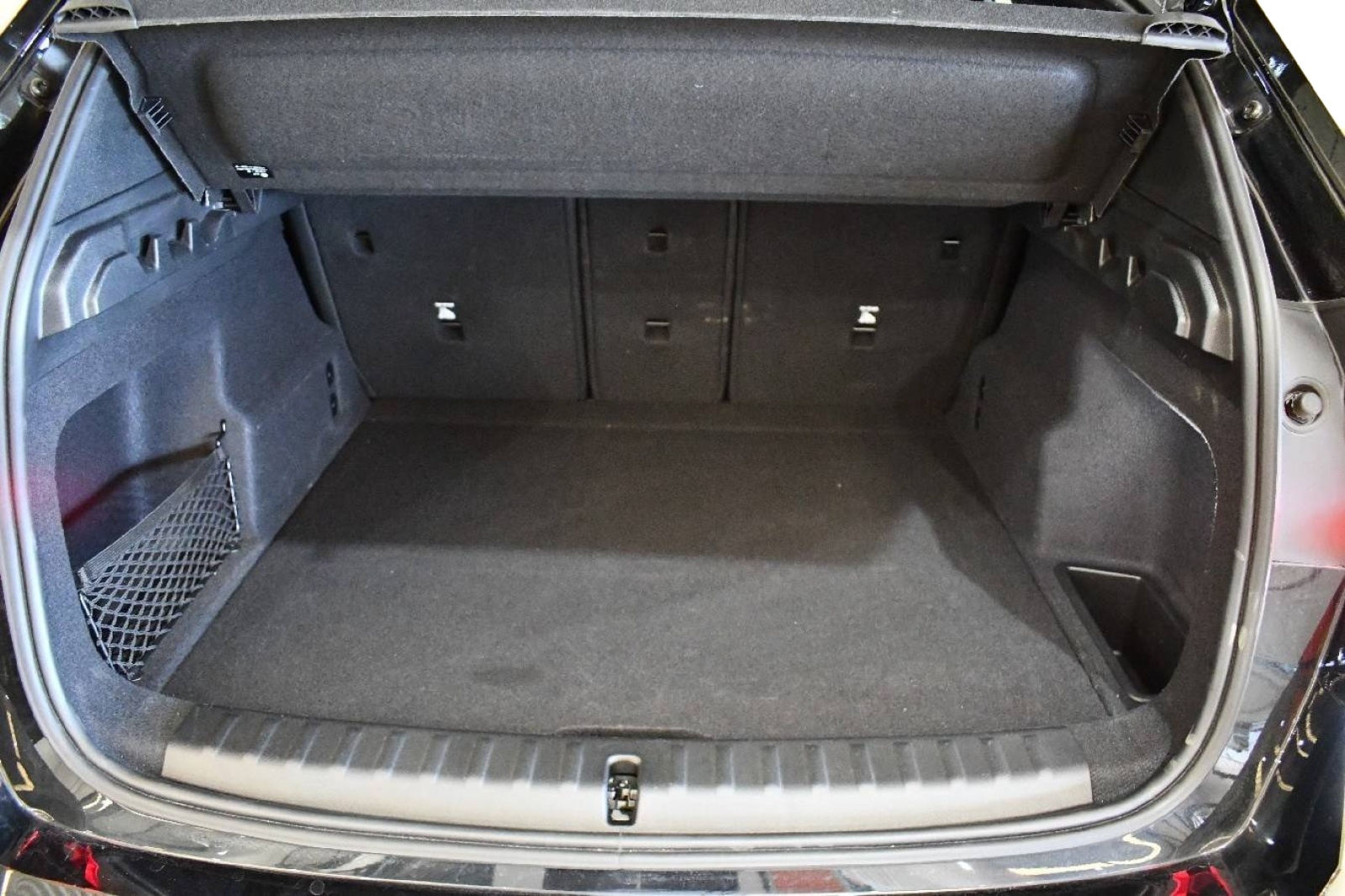 Image véhicule  BMW X1 U11 (1)