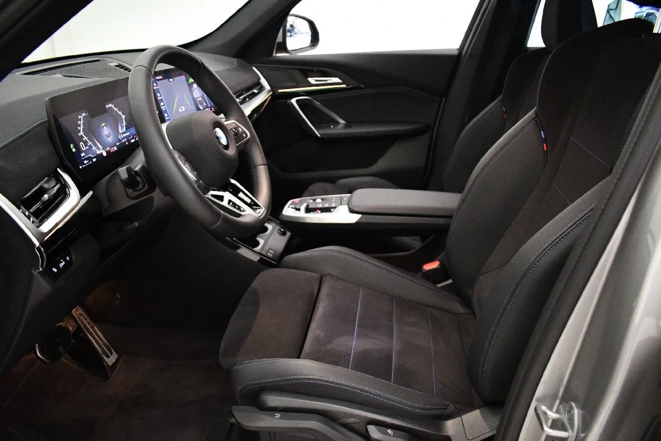 Image véhicule  BMW X1 U11 (5)