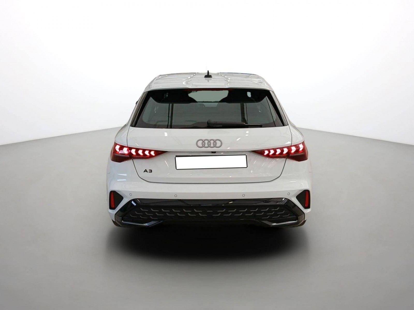 AUDI - A3 SPORTBACK - #878834 - 4