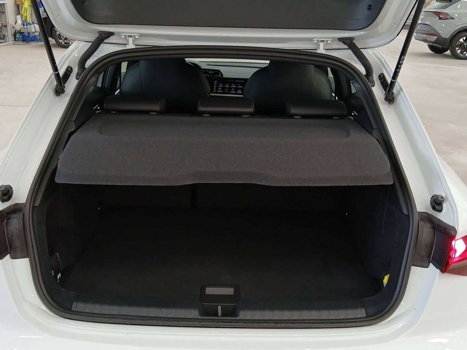 AUDI - A3 SPORTBACK - #878834 - 6