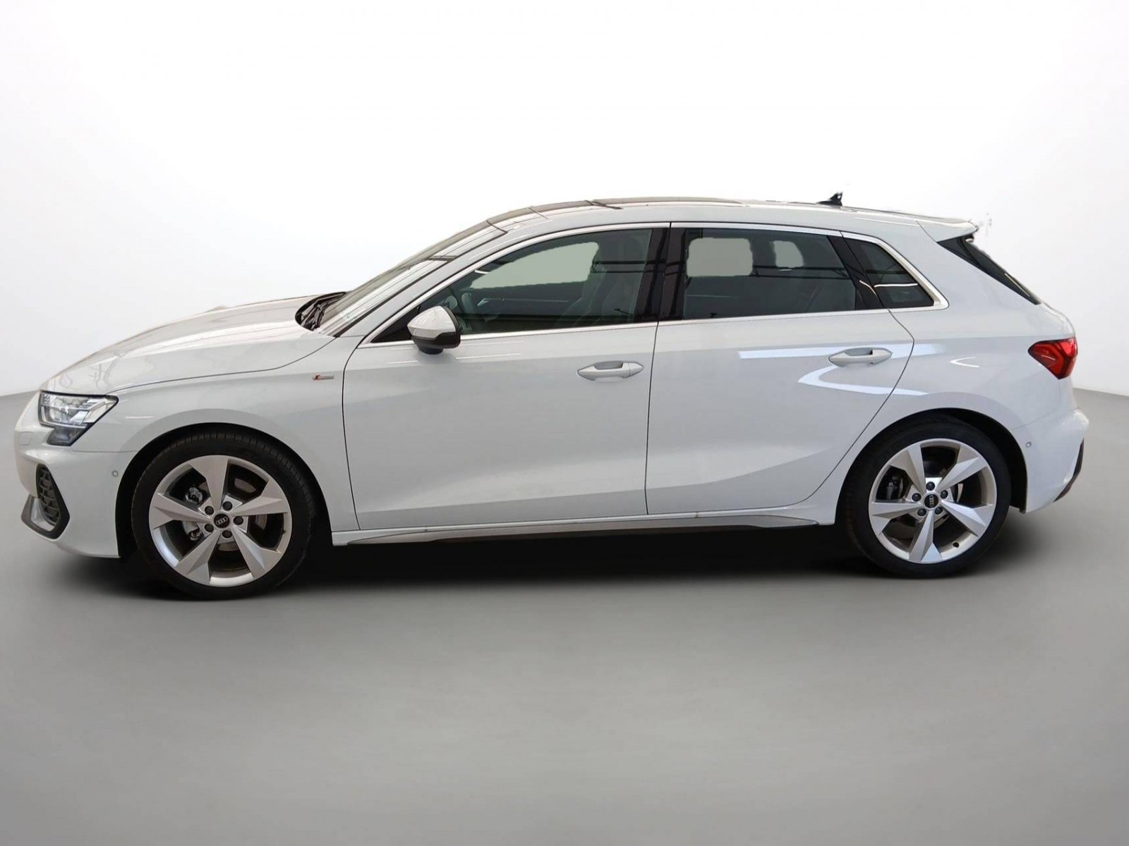 AUDI - A3 SPORTBACK - #878834 - 9