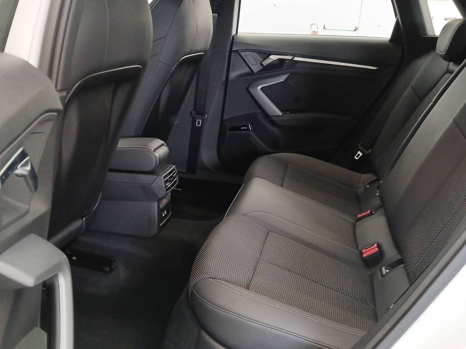 AUDI - A3 SPORTBACK - #878834 - 11