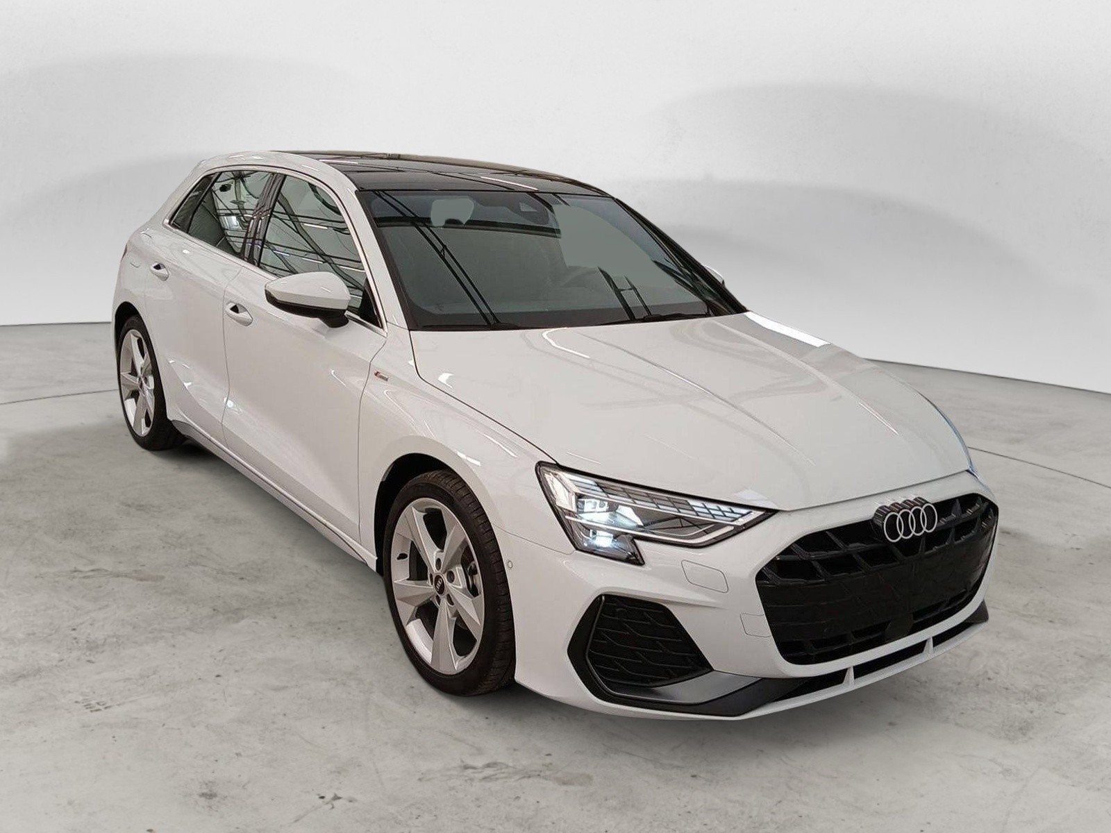AUDI - A3 SPORTBACK - #878834 - 1