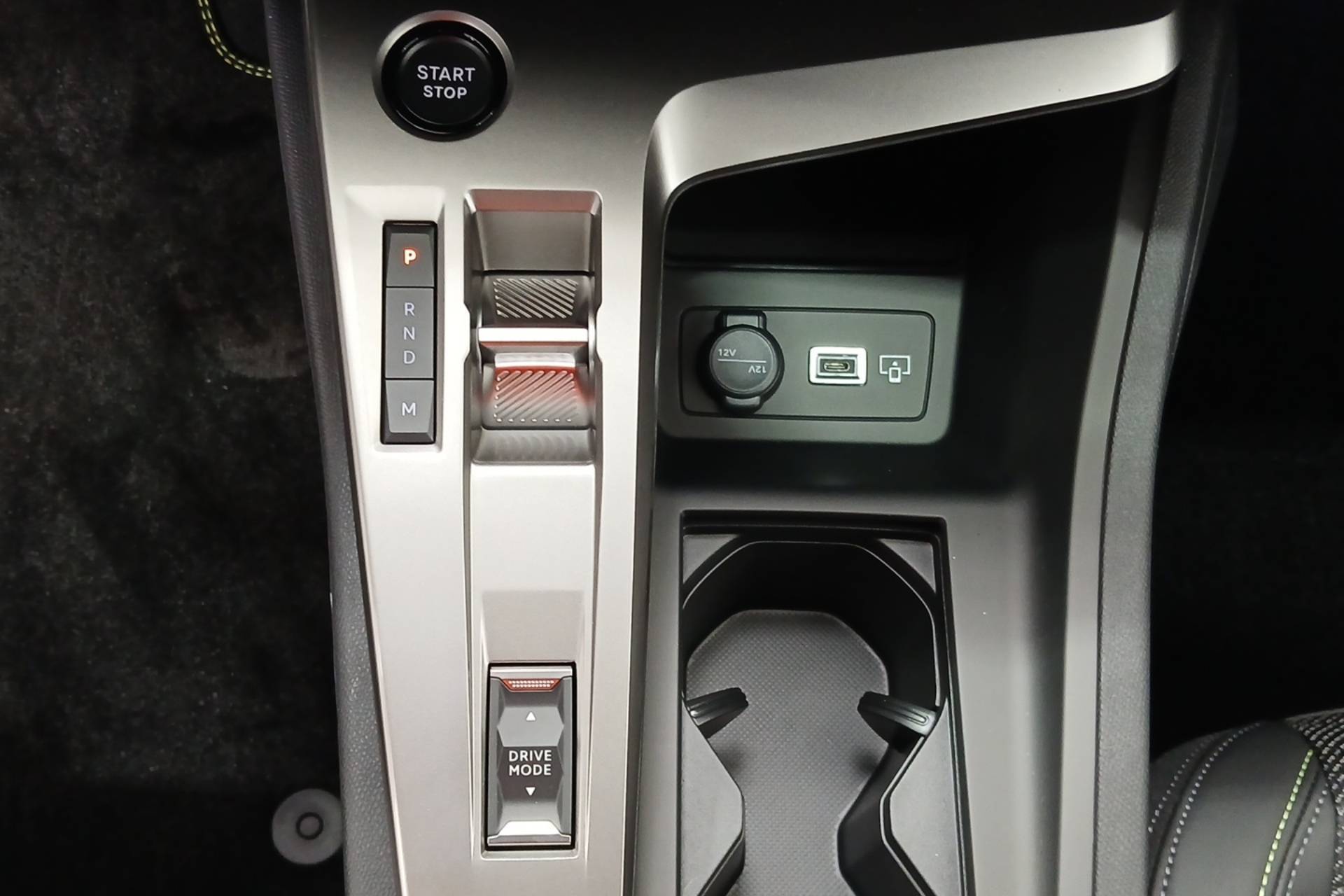 Image véhicule  PEUGEOT Nouvelle 308 (13)