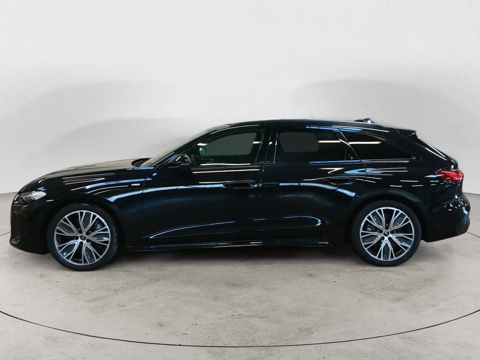 AUDI - A5 AVANT - #879392 - 1