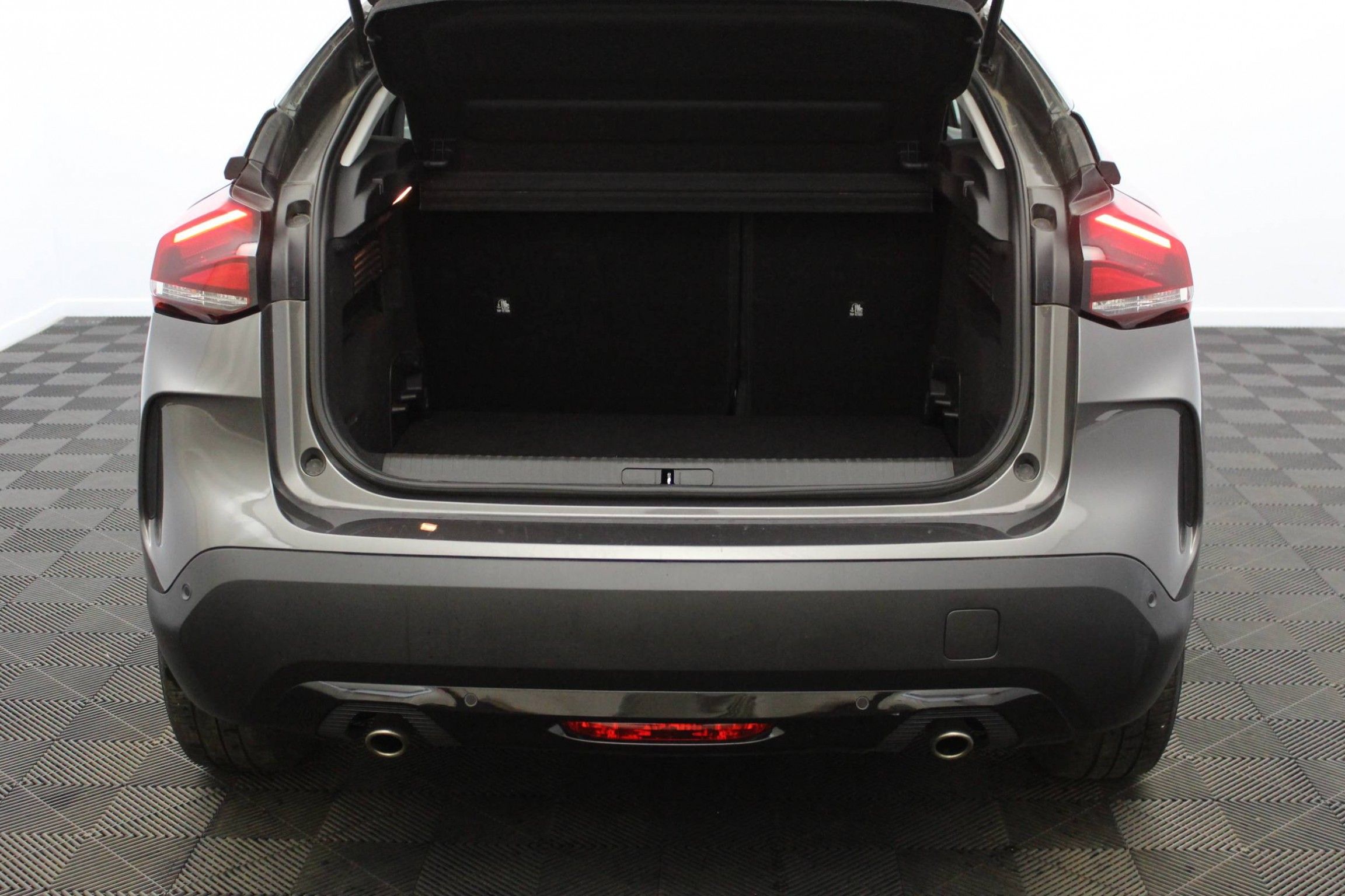 Image véhicule  CITROEN C4 (17)