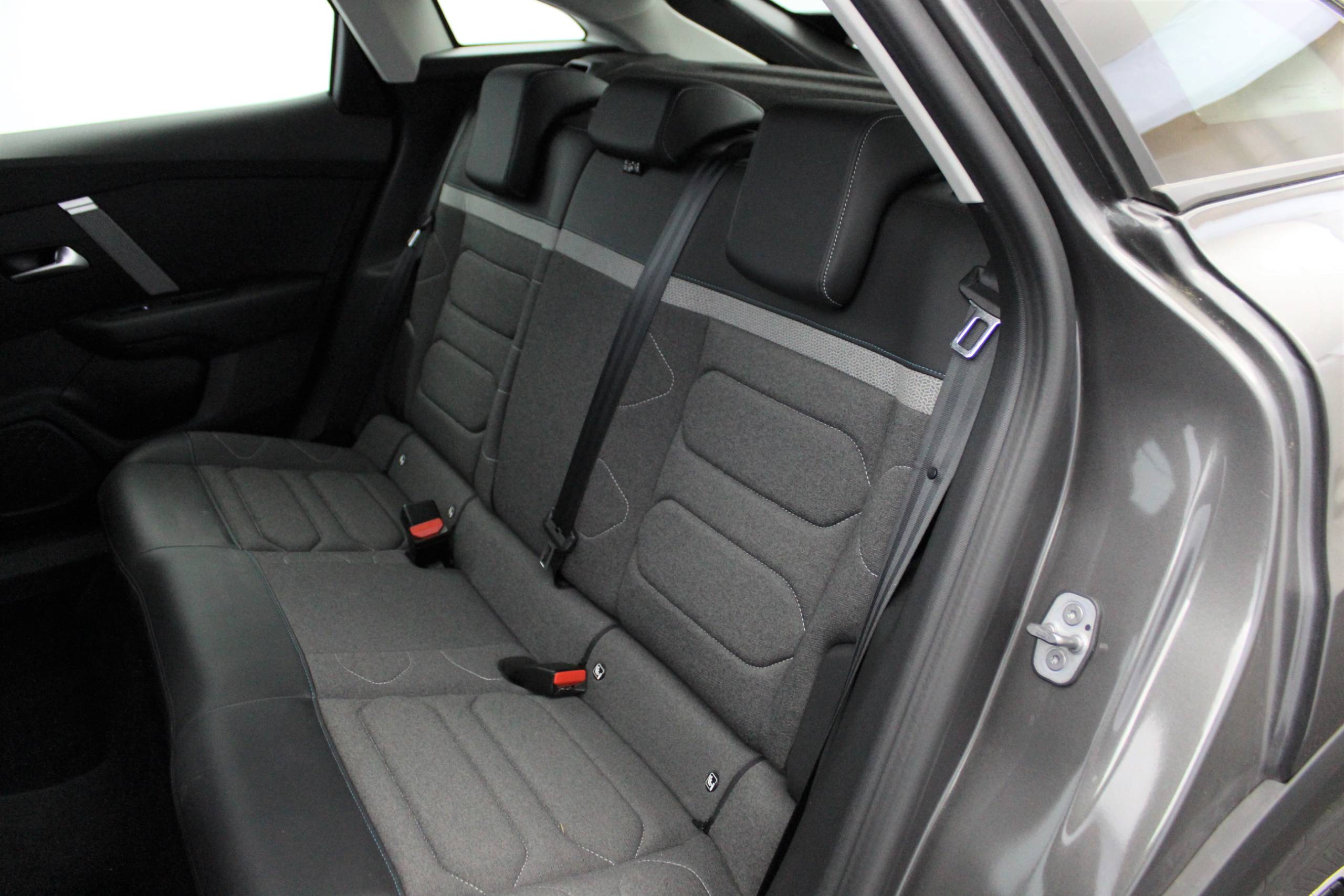 Image véhicule  CITROEN C4 (8)
